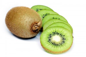 kiwi-natural-remedy-for-many-diseases-featured1