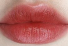 Κόκκινα Χείλη με φυσικό τρόπο