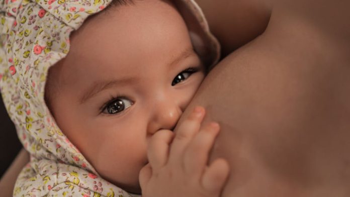 Μητρικός Θηλασμός οφέλη στο γάλα